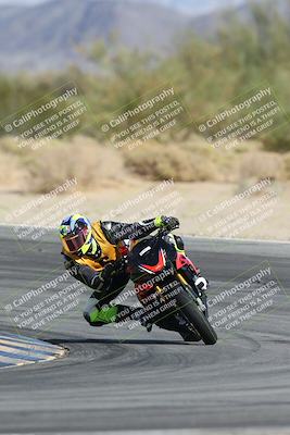 media/Nov-16-2025-Race Pace (Sun) [[8c5fa54630]]/Non Verified Riders (1st 20 Minutes)/2-Turn 10 (1010am)/